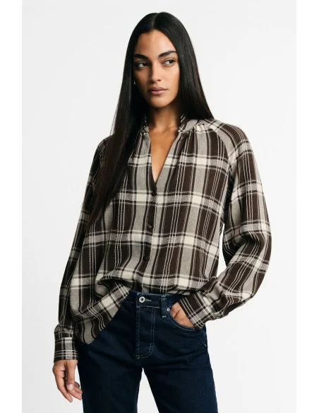 Plaid Blouse with Long Sleeves and a Classic Collar Please
