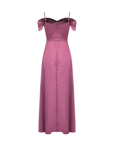 Long Structured Satin Dress with a Rinascimento-Style Sweetheart Neckline