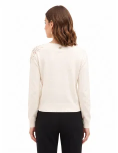 Thin jumper in a viscose and wool blend with a crochet insert on the shoulder – Rinascimento 2
