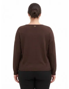 Loose-fitting Curvy jumper with a boat neckline – Rinascimento Curvy 2