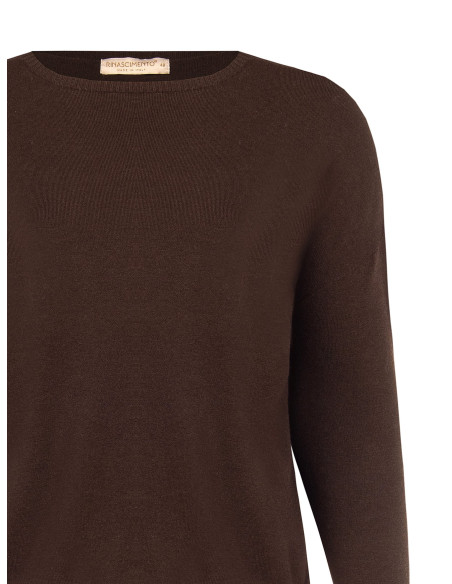 Loose-fitting Curvy jumper with a boat neckline – Rinascimento Curvy