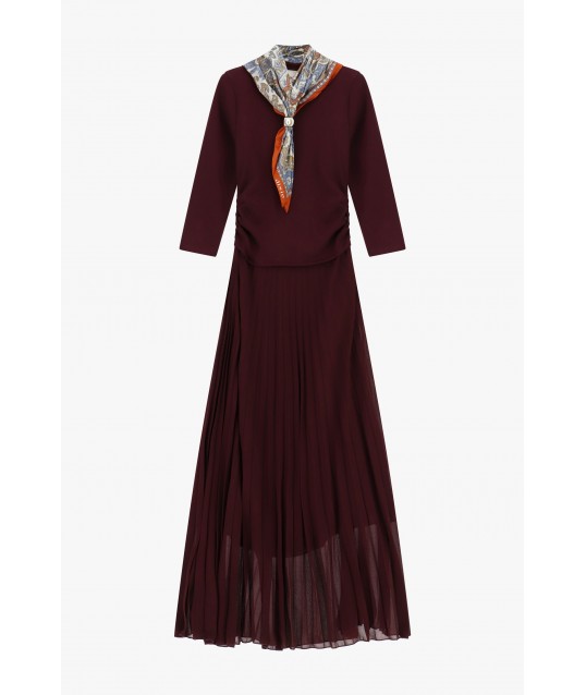 Long Dress with Pleated Skirt and Printed Dixie Scarf