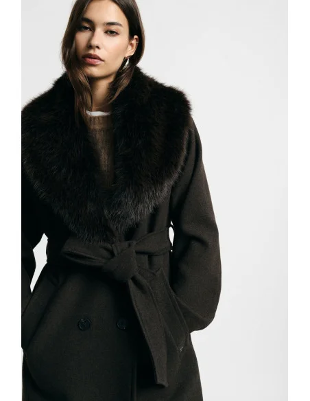 Cappotto Lungo Con Maxi Collo In Pelliccia Please