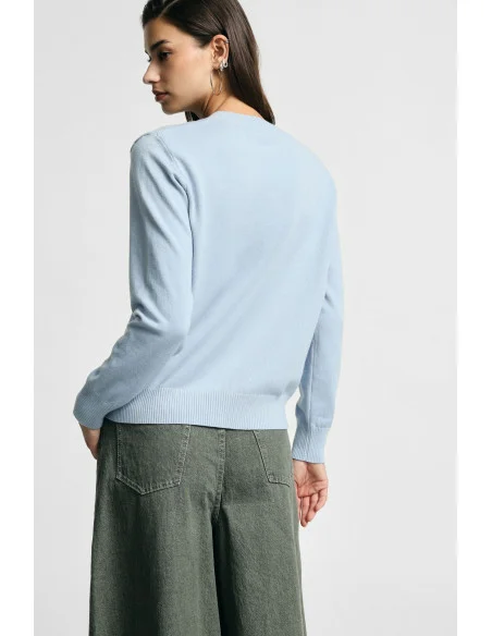 V-neck pullover, regular fit, please