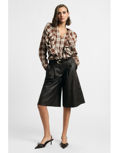 Shorts A Vita Media Con Pinces E Passanti Please