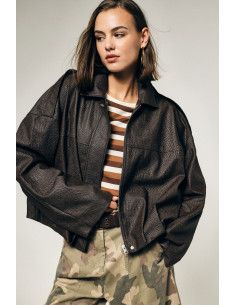 Giacca In Ecopelle Corta Con Zip E Spalle Ampie Please