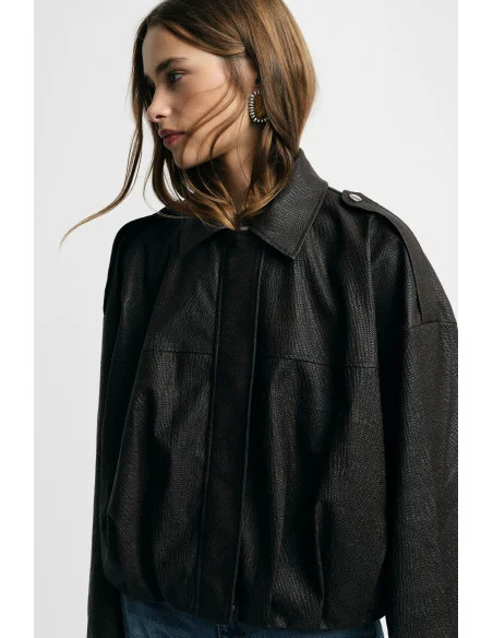 Short faux leather jacket with zip and wide shoulders – Please
