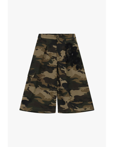 Wide-Leg Camouflage Print Shorts with Floral Motif Dixie
