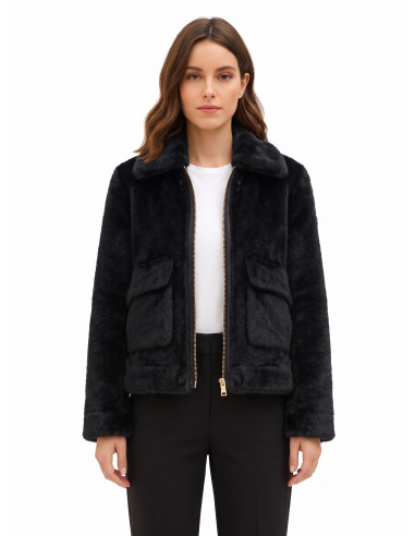 Veste courte en fourrure synthétique douce avec grandes poches « Rinascimento »