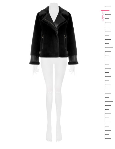 Veste courte en fourrure synthétique avec détails en simili-cuir et poches avant à fermeture éclair dorée « Rinascimento »