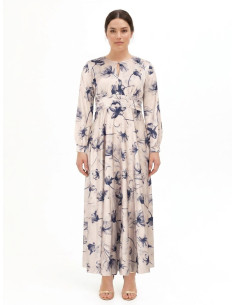 Robe longue pour femmes rondes en satin avec bande plissée à la tai...