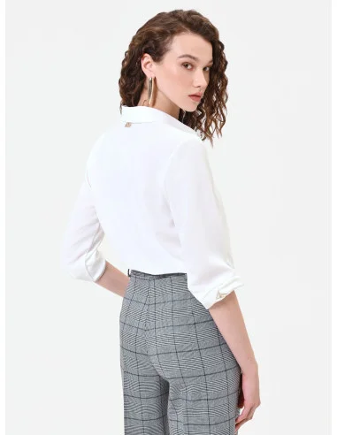 Fluid cropped blouse in matte satin with concealed buttons Rinascimento