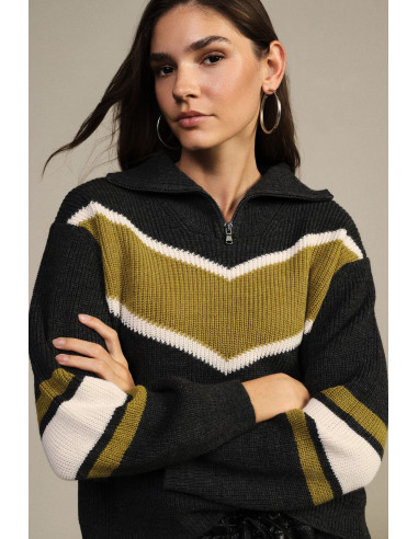 V Dixie Ribbed Crew-Neck Jumper with Zip and Pattern - Vestiti Firm...