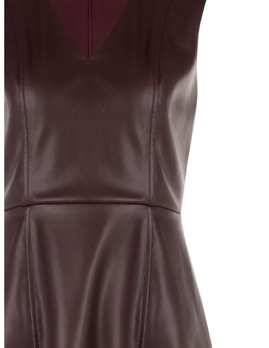 Robe courte évasée en simili cuir avec encolure en V « Rinascimento »