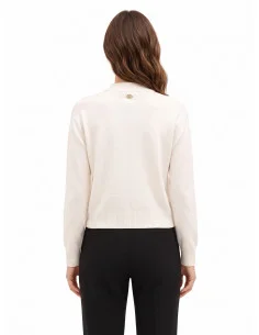 Rinascimento: A lightweight jumper in a viscose and wool blend with a crochet insert at the front 2