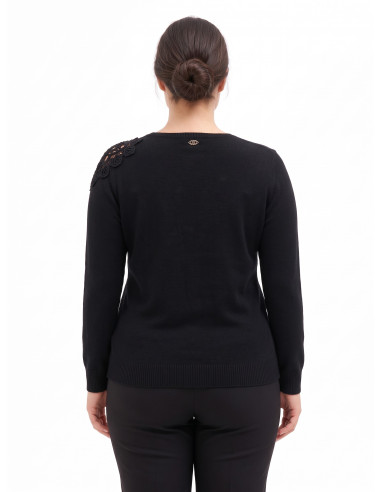 Pull Curvy cintré avec détail au crochet sur l'épaule – Rinascimento Curvy