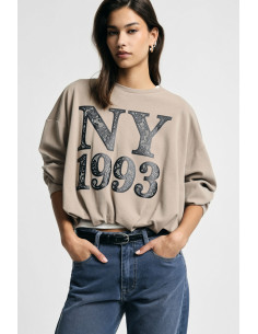 Cropped Sweatshirt with ‘NY 1993 Please’ Print on the Front