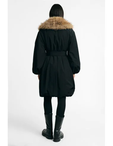 Manteau à col maxi en fourrure et ceinture Please