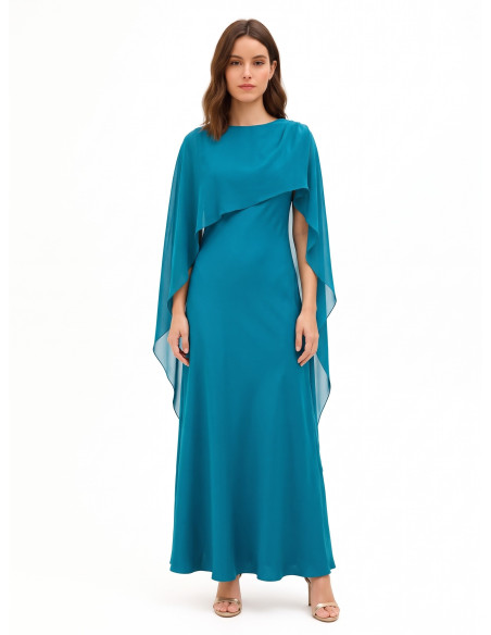Robe longue fluide en satin structuré avec cape en georgette « Rinascimento »