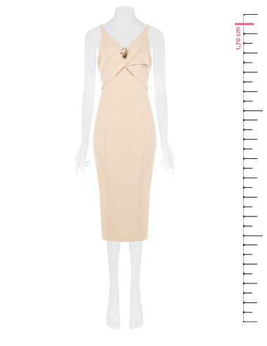 Scuba crepe sheath dress with double V-neckline and decorative ‘Rinascimento’ brooch