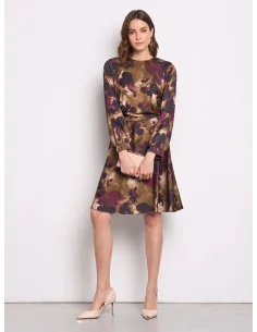 Short, flared dress in satin, gathered at the hips – Rinascimento