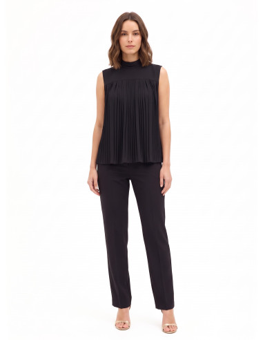 Loose-fitting top in pleated Georgette, ‘Rinascimento’ style