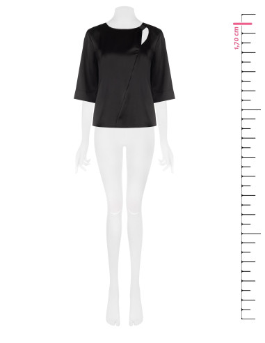 Blusa Ampia In Raso Con Cut-Out E Arriccio Su Una Spalla Rinascimento