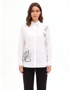 Chemise ample en coton avec boutons dissimulés et strass « Rinascimento »