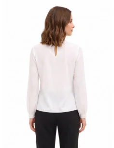 Blouse en georgette avec drapé et détail chaîne « Rinascimento » 2