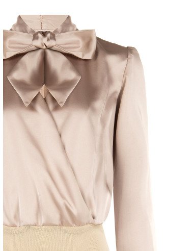 Loose-fitting satin bodysuit with a V-neck, crossover detail and a ‘Rinascimento’ bow