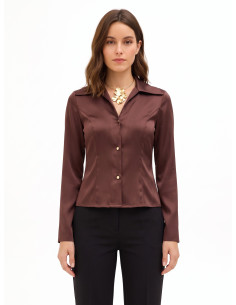 Fitted, cropped satin blouse with matching ‘Rinascimento’ necklace