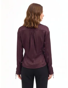 Loose-fitting shirt in a viscose blend with a slightly crinkled finish and Rinascimento-style ties 2
