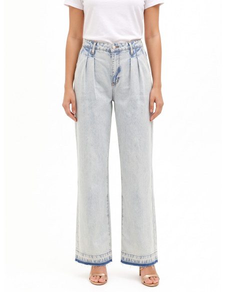 Jeans Wide Leg Con Doppia Pince E Orlo Scucito Lavaggio Extra Chiaro Rinascimento