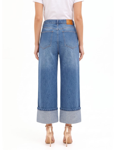 Straight-leg cropped jeans with a wide turn-up – Rinascimento