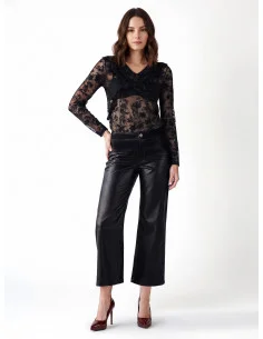 Pantaloni Cropped In Neoprene Leggero Satinato Effetto Pelle Con Tasche Rinascimento