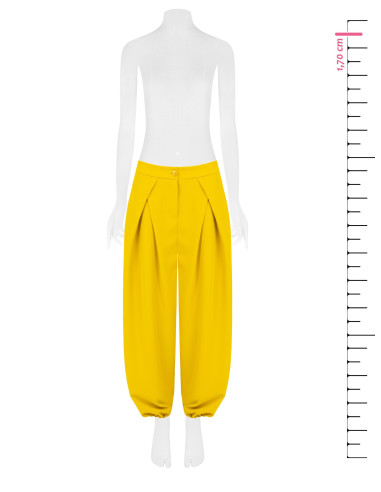 Rinascimento-style balloon trousers with cross-pleats at the front
