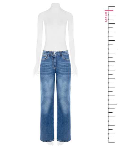 Straight-fit jeans with a logo patch on the back pocket – Rinascimento