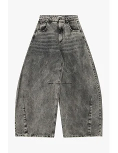 High-Waisted Wide-Leg Jeans in Faded Wash Dixie 2