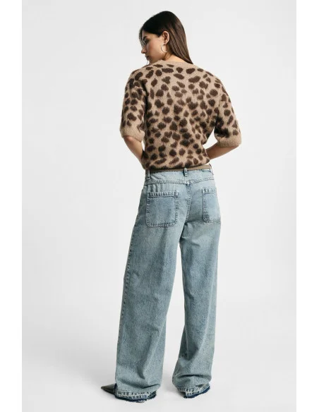 High-Waisted Wide-Leg Jeans with Flared Hem Please