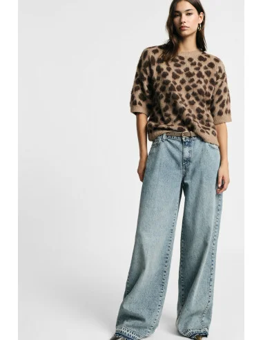 High-Waisted Wide-Leg Jeans with Flared Hem Please