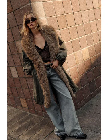 High-Waisted Wide-Leg Jeans with Flared Hem Please