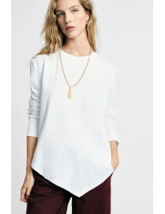Long-Sleeved T-Shirt with Asymmetrical Hem Please