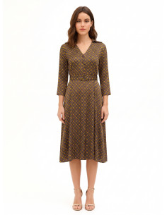 Robe-chemise midi en satin avec col en V et ceinture rigide assortie Rinascimento