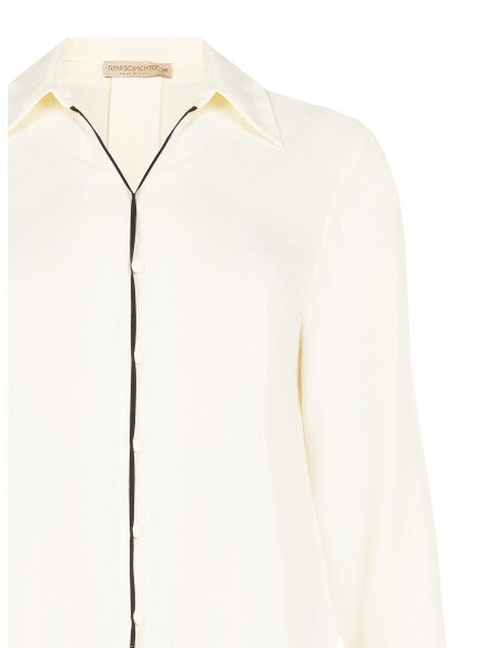 Curvy Flowing Blouse in Matte Satin with Contrasting Details Rinascimento Curvy