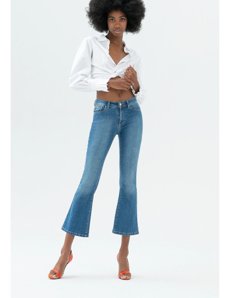 Bella Flare Cropped Jeans In Sophisticated Stretch Denim Fracomina