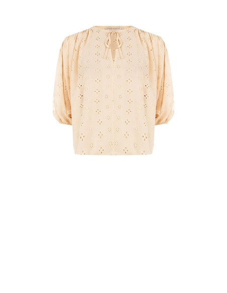 Short And Wide Flower Embroidered Georgette Blouse Rinascimento