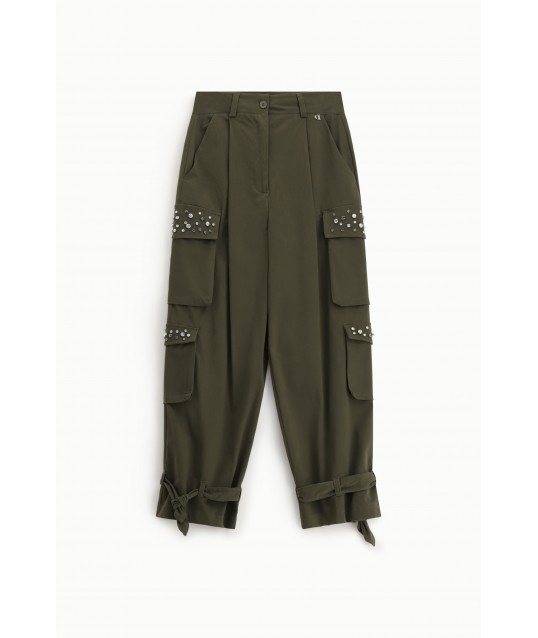 Trousers With Cargo Pockets And Dixie Appliqué Detailing