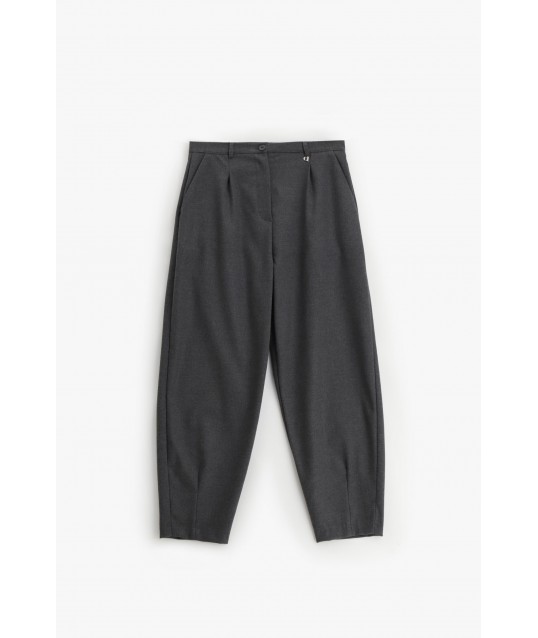 Trousers With Darts And Cropped Legs Dixie