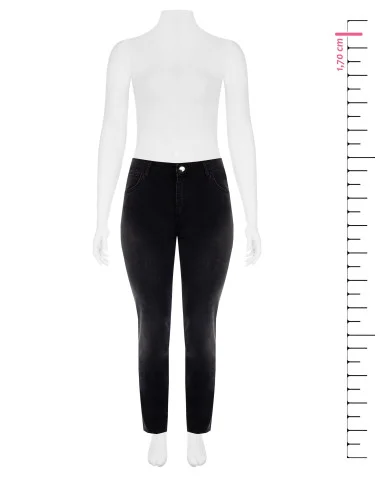 Jeans Curvy Skinny Con Strass Sulla Tasca Dietro Rinascimento Curvy