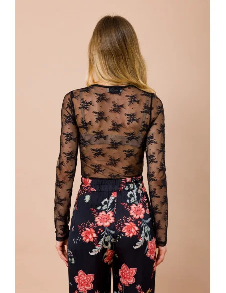 Body Lace Crew Neck Slim Fit Long Sleeve Maryley